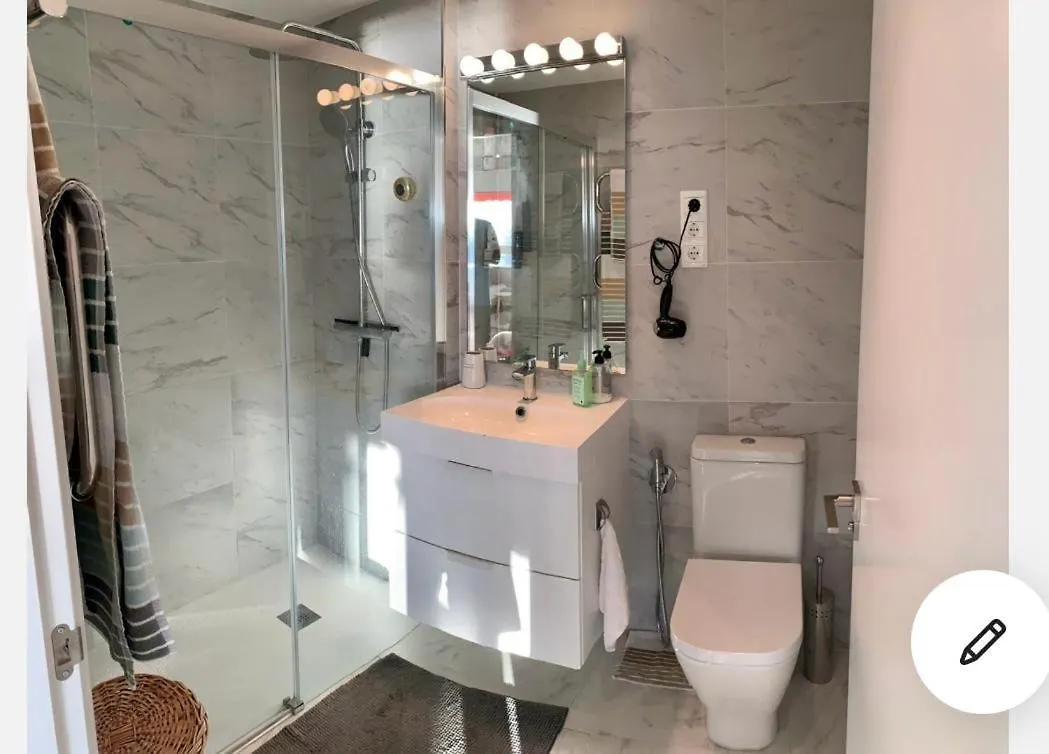 Apartamento en urbanización con fantásticas vistas Benalmádena