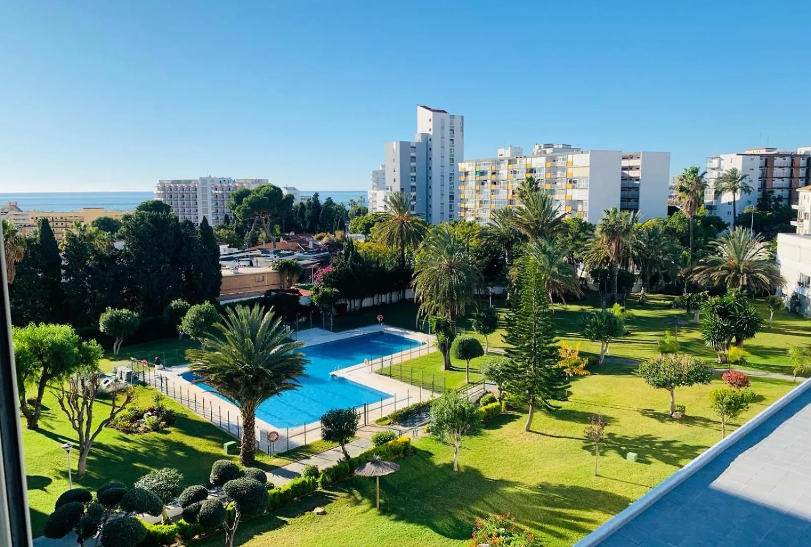 Apartamento en urbanización con fantásticas vistas Benalmádena