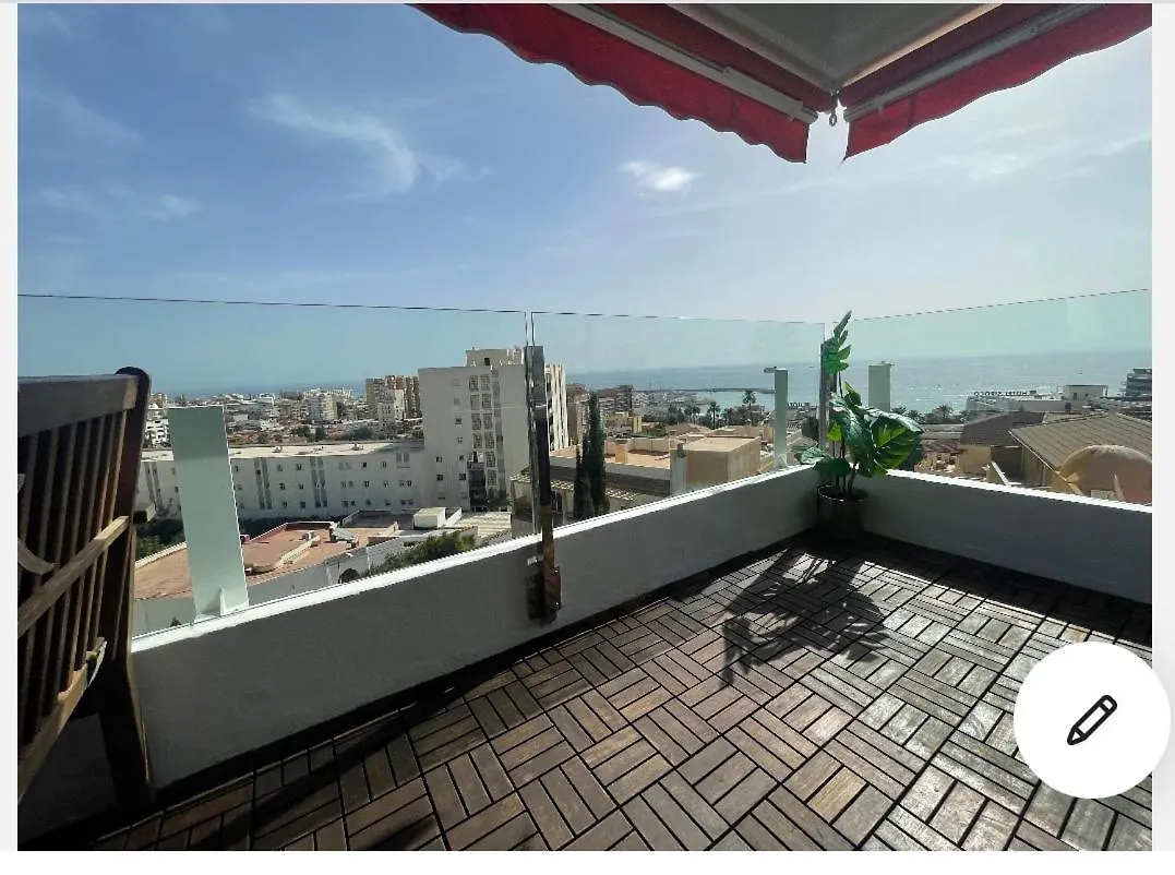 Apartamento En Urbanizacion Con Fantasticas Vistas Benalmadena 0*,